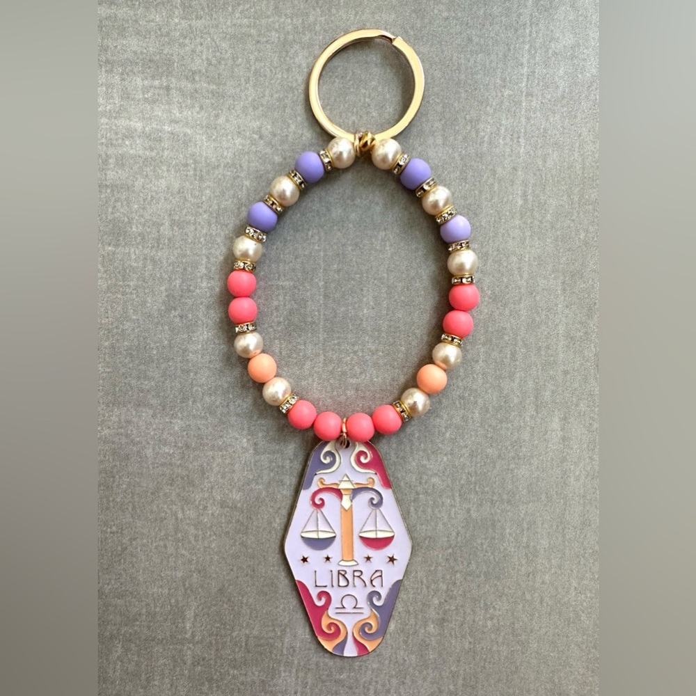 Zodiac Keychain - Picture 4 of 14